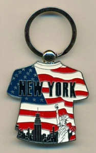 KEY RING-KEY CHAIN -NEW YORK #8 -AMERICAN FLAG SHIRT + SKYLINE + STATUE + EMPIRE - Picture 1 of 2