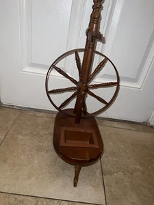 Primitive Vintage Wooden 25" Spinning Wheel Plantar Rare in ExVC - Picture 1 of 7