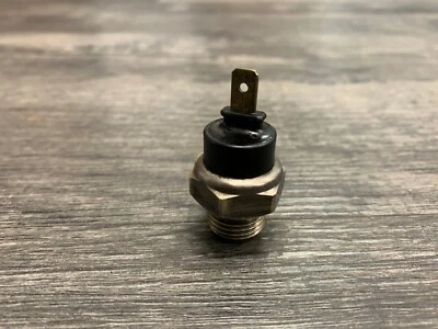 Interruptor térmico radiador Honda VT750C 750 Shadow Aero Spirit VT600 CBR600F4i OEM Foto 1 de 3