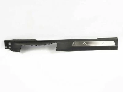 2018-2019 Volkswagen Atlas Right Door Sill Trim 3CN853372E82V - Imagem 1 de 2