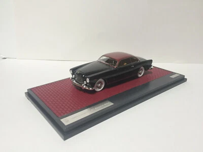 1/43 Matrix 1953 Chrysler GT Special Ghia red met /black - Image 1 of 4