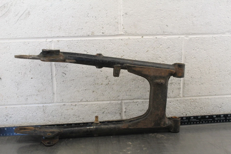 1970 Yamaha AT1 125 SWINGARM SWING ARM SUSPENSION S786 Foto 1 de 4