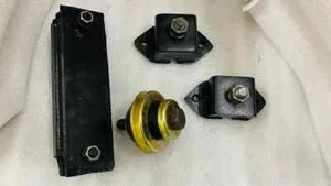 WILLYS JEEP 1941-71 MB CJ2A M38 CJ3A 134 ENGINE, TRANS & T-CASE MOUNT KIT |Fit - Picture 1 of 2