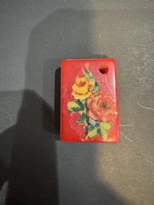 Vintage red bakelite Member Of Mah Jongg League Tile B1 - Image 1 of 2