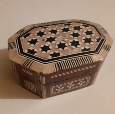 Vintage Holzschatulle Intarsien achteckig handbemalt Libanon - Bild 1 von 4