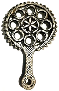 Vintage dekorativer Gusseisen Trinket Topfhalter - Bild 1 von 3