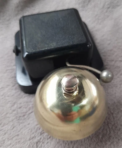 VINTAGE ELECTRIC GPO TELEPHONE TEST BELL BAKELITE BRASS BUTLER BELL Cover
