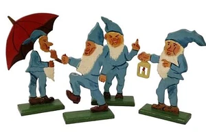 Antiker Zwerg Wichtel Elfe geschnitzt Holz Spielzeug flache Figur deutsches Volksmärchen Kunst Set - Bild 1 von 12