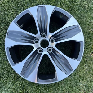 Toyota 18x8 Highlander GREY Wheel OEM Rim Factory Stock 2020-2024 - Bild 1 von 9