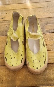 Cushion Walk Size 6E Lime Green Leather Cut Out Rubber Sole Walking Shoe - Picture 1 of 9