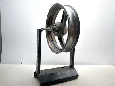 03 04 Llanta delantera Kawasaki ZZR 600 RECTA 17X3,50 Foto 1 de 4