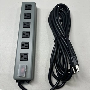 BANDE D'ALIMENTATION INDUSTRIELLE TRIPP LITE MASTER-POWER UL24RA-15 6 SORTIES - Photo 1/10