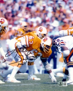 FOTO FIRMATA LEE ROY SELMON 8x10 +hof 95 tampa bay buccaneers leggenda beckett bas - Foto 1 di 2