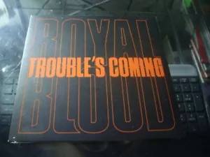 ROYAL BLOOD - TROUBLE'S COMING (WARNERS 7") (NEW SEALED) - Imagen 1 de 3