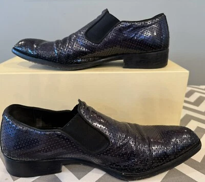 MOCASINES SIN CORDONES JO GHOST ITALY TALLA 40 CHAROL AZUL ESTAMPADO DE PUNTOS GRABADOS Foto 1 de 4