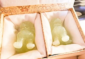 Antique Vintage Pair of Vintage Chinese Jade Foo Dogs - Picture 1 of 2