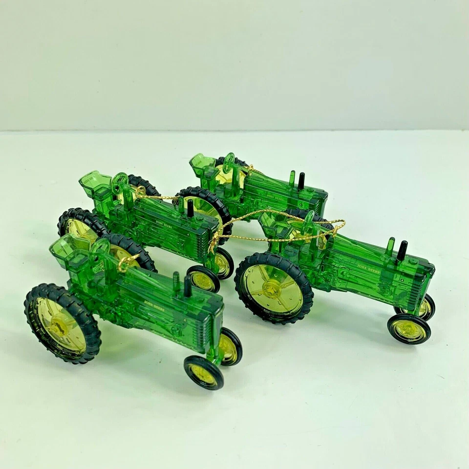 John Deere - Adorno de árbol de Navidad - Modelo A Tractor Verde Juego de 4 Plástico Foto 1 de 4