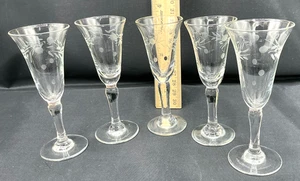 5 Pioneer Klarglas Japan grau Radschliff Willow Moon 0,7 Unzen Cordial Stiele 3,75" - Bild 1 von 5