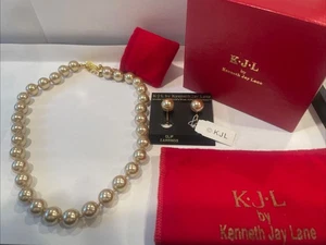 KJL Kenneth Lane Champagne Pearl 18-20” COLLANA E CLIP ORECCHINI Set Nuovo con scatola - Foto 1 di 6