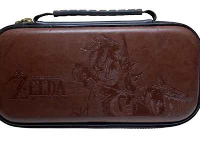 Legend Zelda Breath of the Wild Nintendo Switch Travel zipper case, faux leather - Image 1 of 4