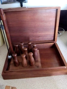 VINTAGE  HAND TURNED  Wooden Skittles  Game Indoor Table Top Rare  VGC BOXED - Picture 1 of 3