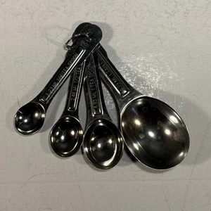 Vintage EKCO 4 Piece Stainless Steel Metal Nesting Oval Measuring Spoons w/Ring - Picture 1 of 3