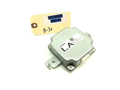 Unidad de módulo de control de asistencia de accionamiento Infiniti QX56 2011-2013 AWD OEM. Foto 1 de 3