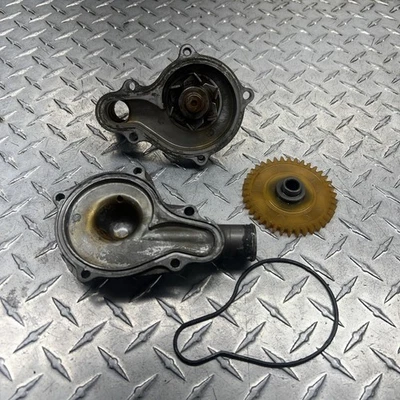 Yamaha TDM 850 TDM850 1992 bomba de agua doble y engranajes 3VD-12420-00-00 CH.1 Foto 1 de 4