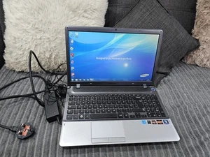 K769 Samsung NP355V5C Laptop AMD A6 6GB RAM 500GB Hdd Windows 7 Radeon Office - Picture 1 of 18