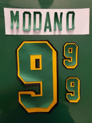 NHL 1990 Mike Modano #9 Minnesota North Stars UNSEWN kit for your own Jersey Cover