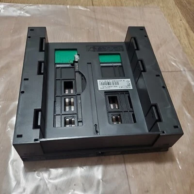 ExpressCage ICY DOCK MB322SP-B Mobile Rack 2x 2.5" SAS/SATA/HDD/SSD to 5.25" HDD - Image 1 of 4