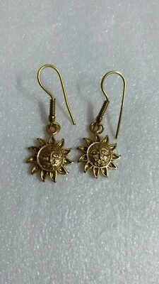 Hermoso Gancho de Latón Hecho a Mano Triple Banjara Étnico Gitano Boho Par de Pendientes de Sol Foto 1 de 4