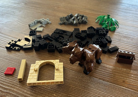 LEGO Harry Potter: Fluffy & Parts to Forbidden Corridor (4706)