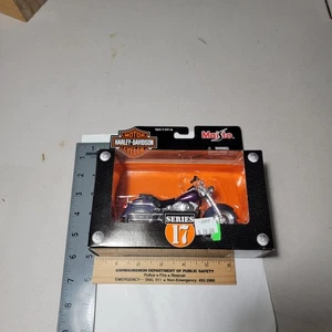 Motocicletta Maisto Harley Davidson 2003 2002 FLSTF Fat Boy 1:18 serie 17 - Foto 1 di 8