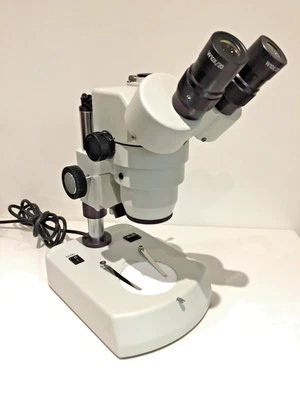 Motic SMZ-143 Stereo microscope , stand & transmitted & epi-illumination 10x-40x - Image 1 of 3