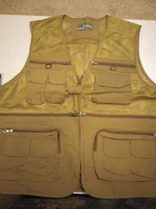 Outdoor Fly Fishing Vest Multi-Pockets XL Fishing Hunting Hiking Climbing Travel - Picture 1 of 12