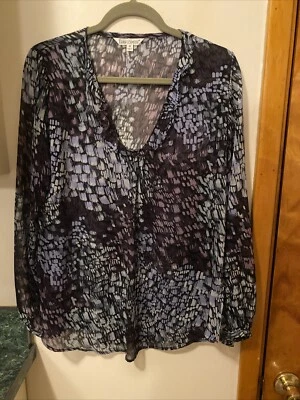 Blusa TravelSmith Talla Mediana Poliéster Púrpura Manga Larga Cuello en V Transparente Ver Nota Foto 1 de 4