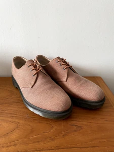 Dr Martens Lester Canvas Shoes, Salmon Pink, UK 9.5 - Picture 1 of 7