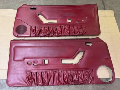 87-93 Ford Mustang painéis de porta VERMELHO interior de fábrica cartões de porta painel de vinil fabricante de equipamento original - Imagem 1 de 4