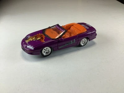 Johnny Lightning 白色闪电线教授 Plum 1998 雪佛兰科迈罗 Z28 — 第 1/4 张图片