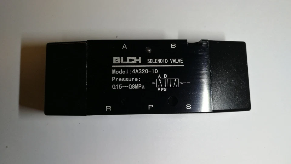 M UND S Pneumatik Ventil 5/2 IG3/8" pneumatisch schaltbar 1/8 bistabil ET4A320-10-BLCH