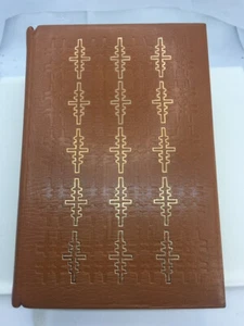 Chambers Biographical Dictionary (H/c 1974) - Picture 1 of 5