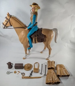 Vintage MARX Johnny West Toys JANE WEST w/Horse THUNDERBOLT & Accessories - Picture 1 of 15