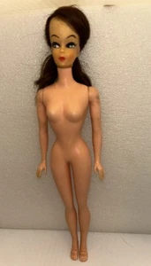 Vintage Bild Lilly Wendy Nude Doll Brunette Swirl Ponytail Indented Feet (431) - Picture 1 of 20