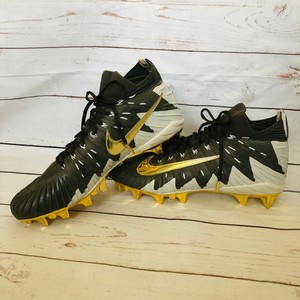 size 14 football cleats