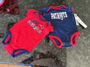 NWT New England Patriots INFANT BABY NEWBORN Shirts 3-6 Months Set of 2 - Picture 1 of 5