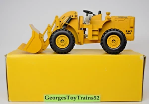 CONRAD PRODUCTS SCALA 1:25 PRESSOFUSO CATERPILLAR CAT 950 PALA GOMMATA NUOVA CON SCATOLA 2840 - Foto 1 di 11