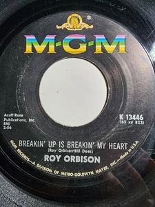 Roy Orbison Breakin' Up Is Breakin' My Heart/Wait - 1966  VG F343 - Picture 1 of 2