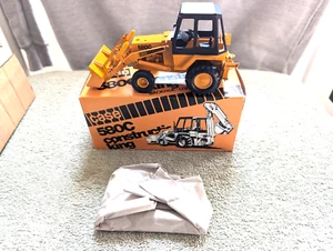 Case 580C  Backhoe/Loader - Picture 1 of 5
