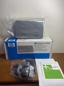 HP Jetdirect 300x External Print Server for 10/100TX J3263G w/ Power Supply - Photo 1/12